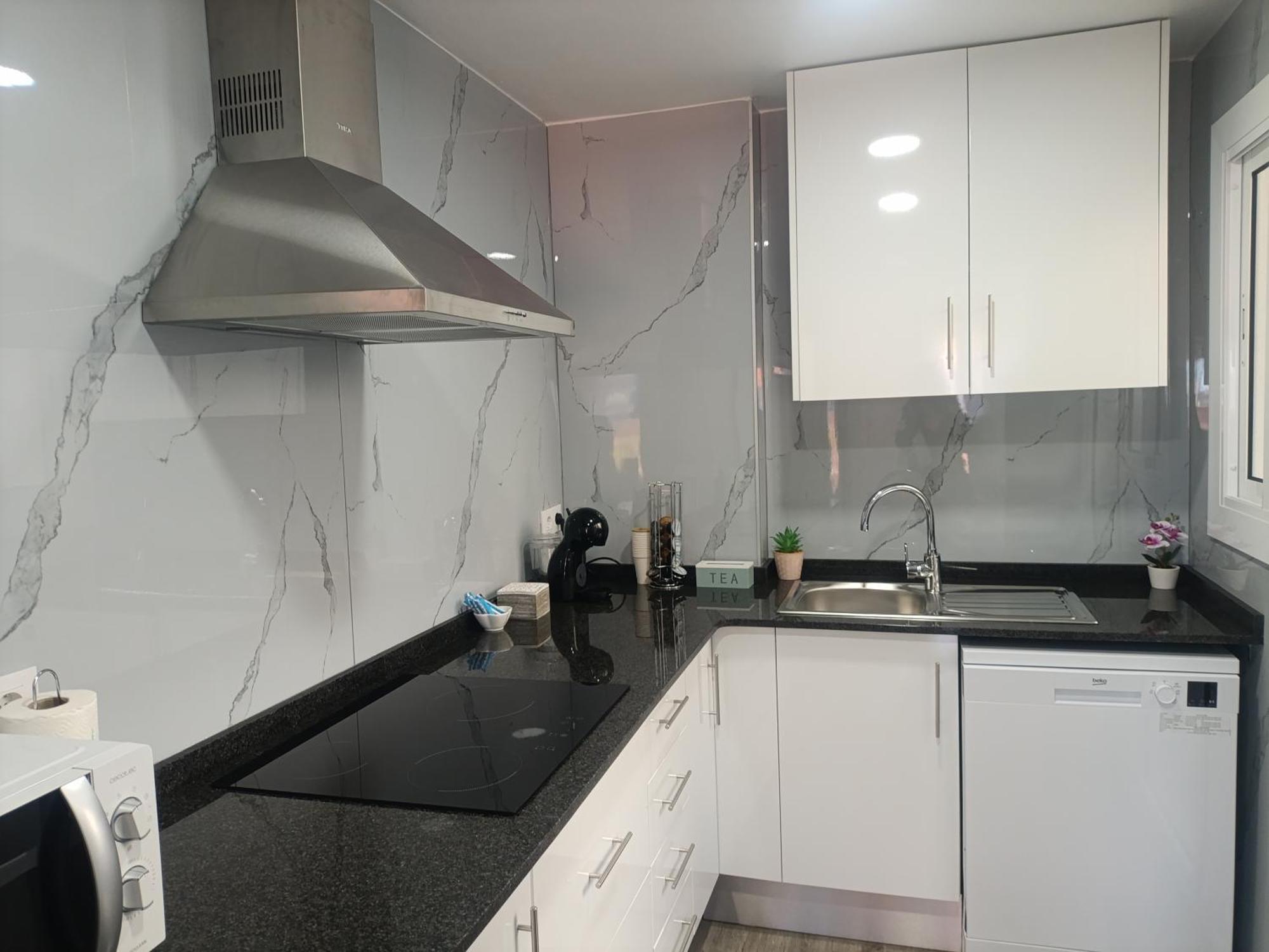 דירות הוספיטלט דה יוברגאט Cozy And Sunny Penthouse Fira Bcn מראה חיצוני תמונה